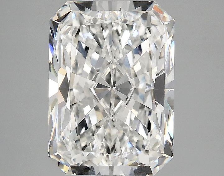 4.02 Carat Radiant Shaped Ideal Cut VS2 IGI Certified Lab Grown Diamond