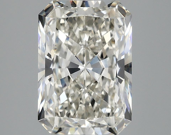 3.09 Carat Radiant Shaped Ideal Cut VS1 IGI Certified Lab Grown Diamond