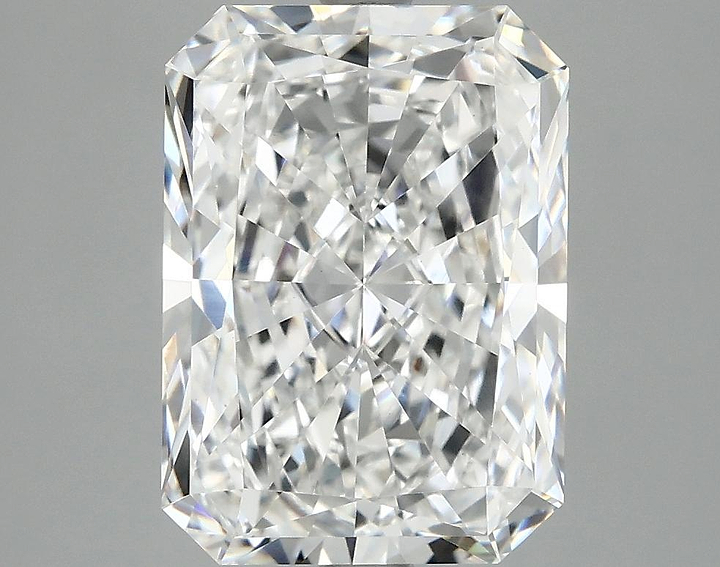 4.0 Carat Radiant Shaped Excellent Cut VVS2 IGI Certified Lab Grown Diamond