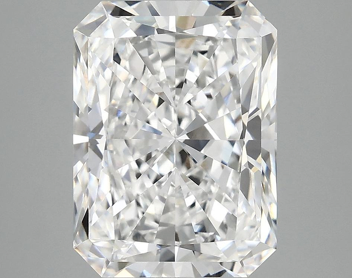 4.09 Carat Radiant Shaped Excellent Cut VVS2 IGI Certified Lab Grown Diamond