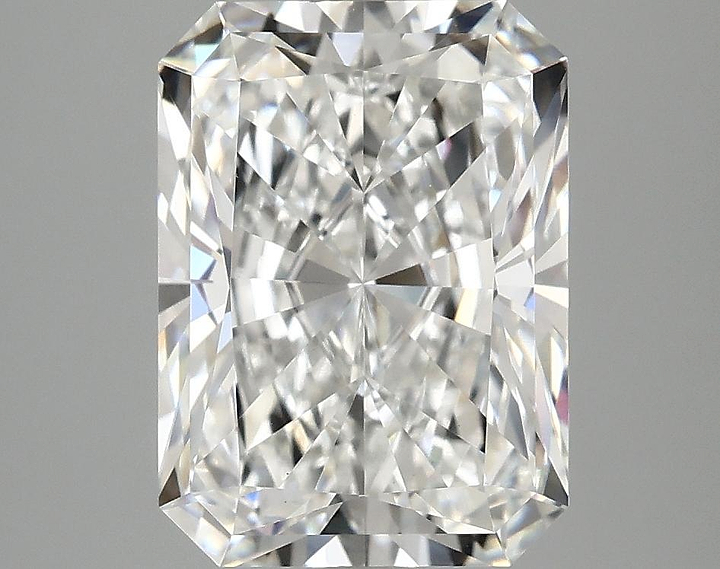 4.08 Carat Radiant Shaped Excellent Cut VVS2 IGI Certified Lab Grown Diamond