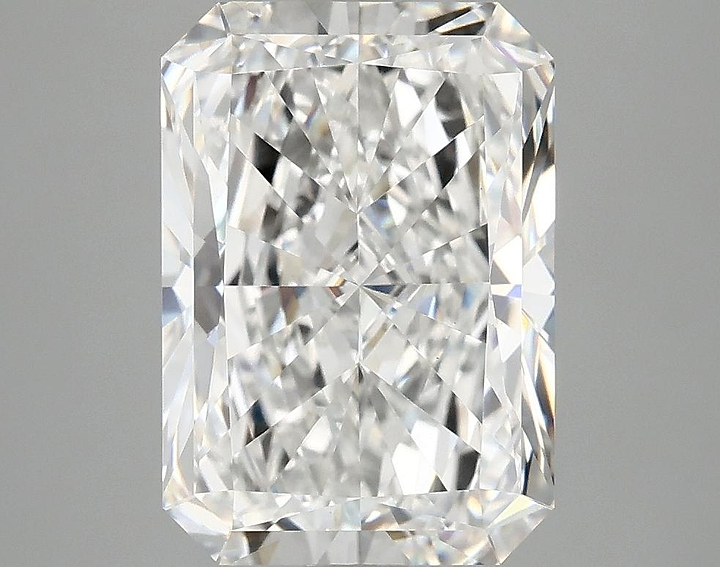4.03 Carat Radiant Shaped Ideal Cut VVS2 IGI Certified Lab Grown Diamond