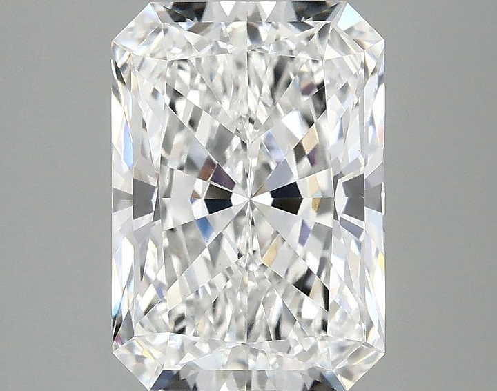 3.1 Carat Radiant Shaped Ideal Cut VS1 IGI Certified Lab Grown Diamond