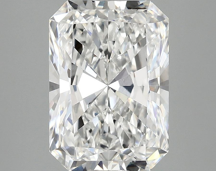 3.08 Carat Radiant Shaped Ideal Cut VVS2 IGI Certified Lab Grown Diamond