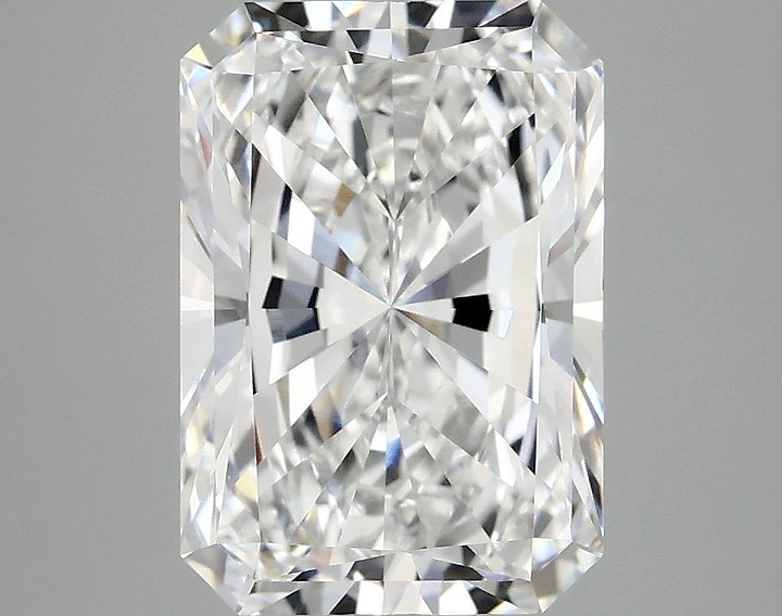 3.95 Carat Radiant Shaped Ideal Cut VVS2 IGI Certified Lab Grown Diamond