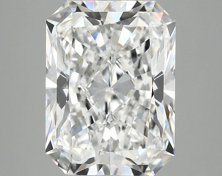 3.97 Carat Radiant Shaped Excellent Cut VS1 IGI Certified Lab Grown Diamond