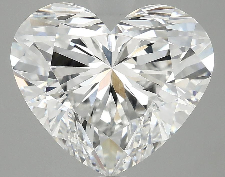 5.07 Carat Heart Shaped Ideal Cut VVS2 IGI Certified Lab Grown Diamond