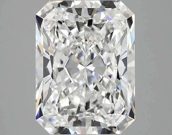 3.07 Carat Radiant Shaped Excellent Cut VVS2 IGI Certified Lab Grown Diamond
