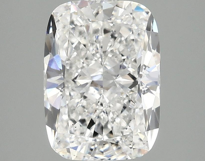 2.5 Carat Cushion Shaped Excellent Cut VS2 IGI Certified Lab Grown Diamond