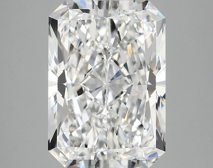 4.0 Carat Radiant Shaped Ideal Cut VVS2 IGI Certified Lab Grown Diamond