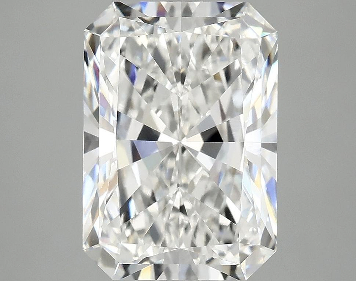 4.07 Carat Radiant Shaped Ideal Cut VVS2 IGI Certified Lab Grown Diamond