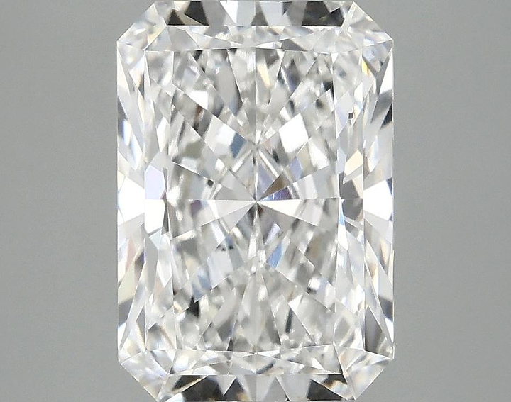 3.01 Carat Radiant Shaped Ideal Cut VS2 IGI Certified Lab Grown Diamond