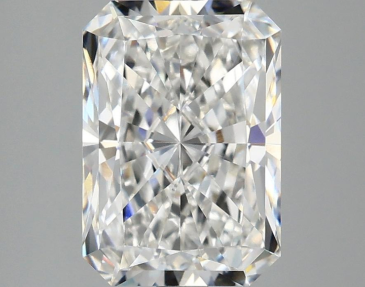 3.05 Carat Radiant Shaped Ideal Cut VVS2 IGI Certified Lab Grown Diamond