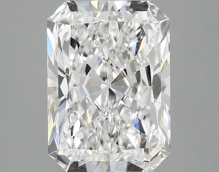 3.04 Carat Radiant Shaped Ideal Cut VVS2 IGI Certified Lab Grown Diamond