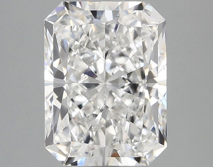 2.53 Carat Radiant Shaped Excellent Cut VVS2 IGI Certified Lab Grown Diamond