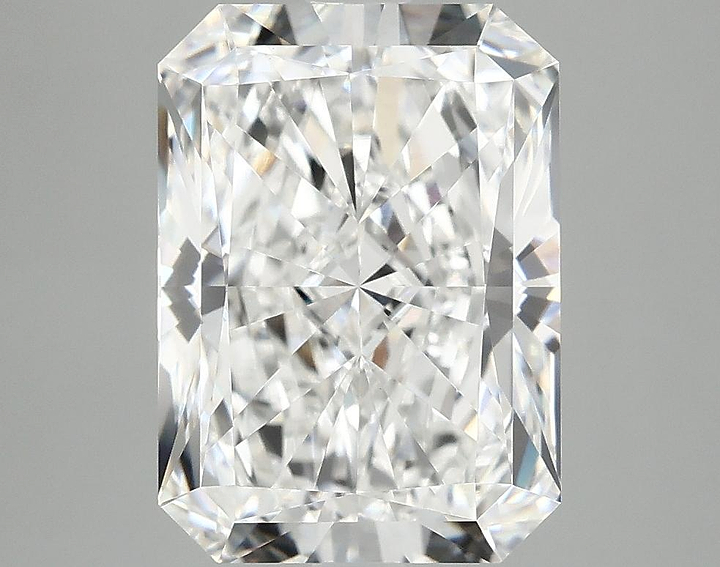 4.0 Carat Radiant Shaped Excellent Cut VVS2 IGI Certified Lab Grown Diamond