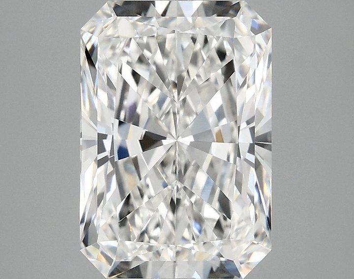 4.06 Carat Radiant Shaped Ideal Cut VVS2 IGI Certified Lab Grown Diamond