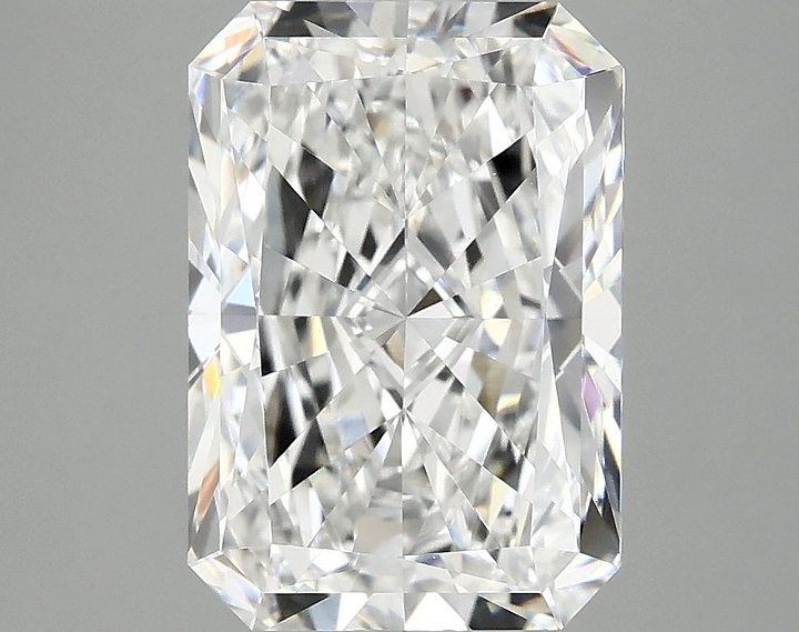 3.97 Carat Radiant Shaped Ideal Cut VVS2 IGI Certified Lab Grown Diamond