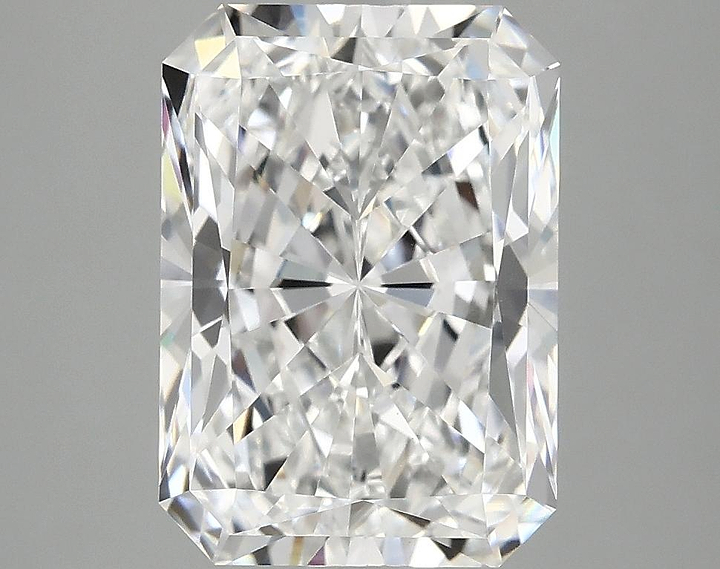 4.05 Carat Radiant Shaped Ideal Cut VVS2 IGI Certified Lab Grown Diamond