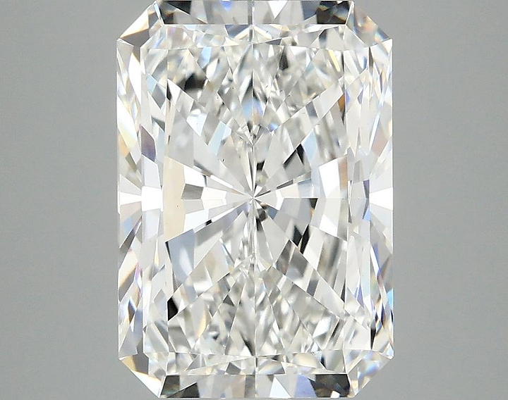 3.94 Carat Radiant Shaped Ideal Cut VS1 IGI Certified Lab Grown Diamond