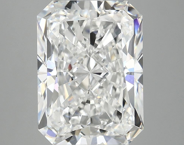 4.15 Carat Radiant Shaped Excellent Cut VVS2 IGI Certified Lab Grown Diamond