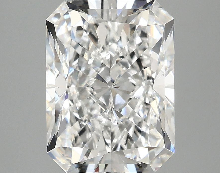 2.98 Carat Radiant Shaped Excellent Cut VVS2 IGI Certified Lab Grown Diamond