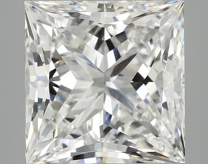 5.04 Carat Princess Shaped Ideal Cut VS1 IGI Certified Lab Grown Diamond