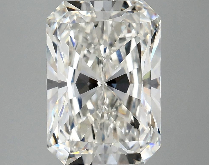 4.1 Carat Radiant Shaped Ideal Cut VVS2 IGI Certified Lab Grown Diamond