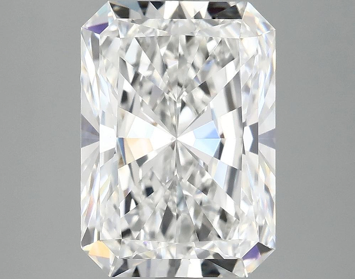 4.49 Carat Radiant Shaped Ideal Cut VVS2 IGI Certified Lab Grown Diamond