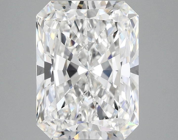 4.09 Carat Radiant Shaped Excellent Cut VS1 IGI Certified Lab Grown Diamond