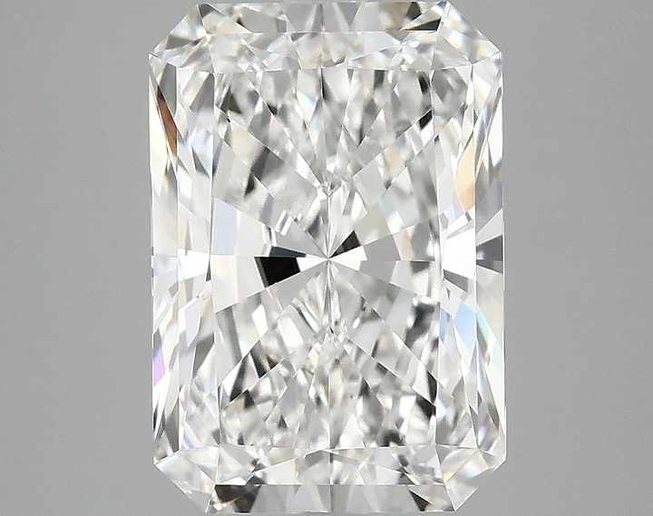 4.07 Carat Radiant Shaped Ideal Cut VS1 IGI Certified Lab Grown Diamond