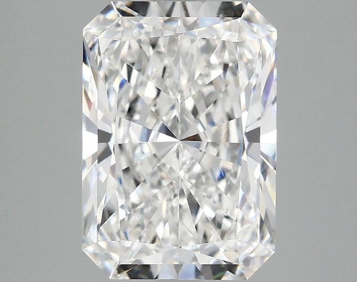 3.09 Carat Radiant Shaped Ideal Cut VS1 IGI Certified Lab Grown Diamond