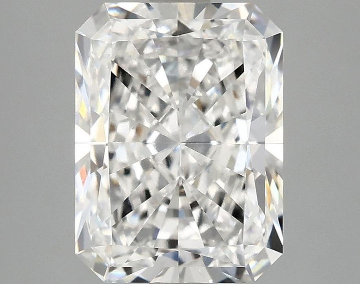 3.14 Carat Radiant Shaped Excellent Cut VS1 IGI Certified Lab Grown Diamond