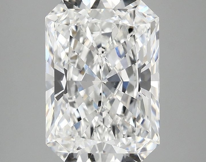 4.18 Carat Radiant Shaped Ideal Cut VVS2 IGI Certified Lab Grown Diamond