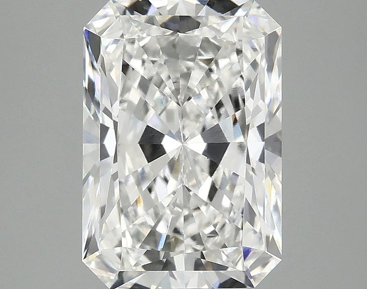 3.02 Carat Radiant Shaped Ideal Cut VVS2 IGI Certified Lab Grown Diamond