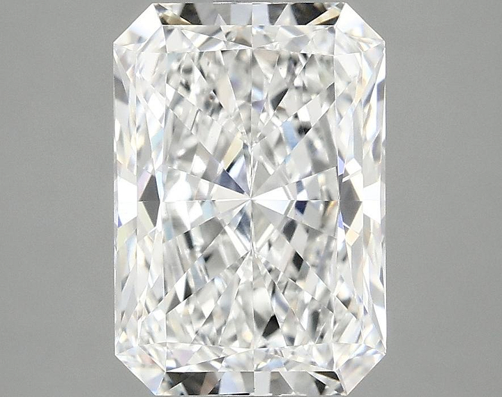 2.88 Carat Radiant Shaped Ideal Cut VS1 IGI Certified Lab Grown Diamond