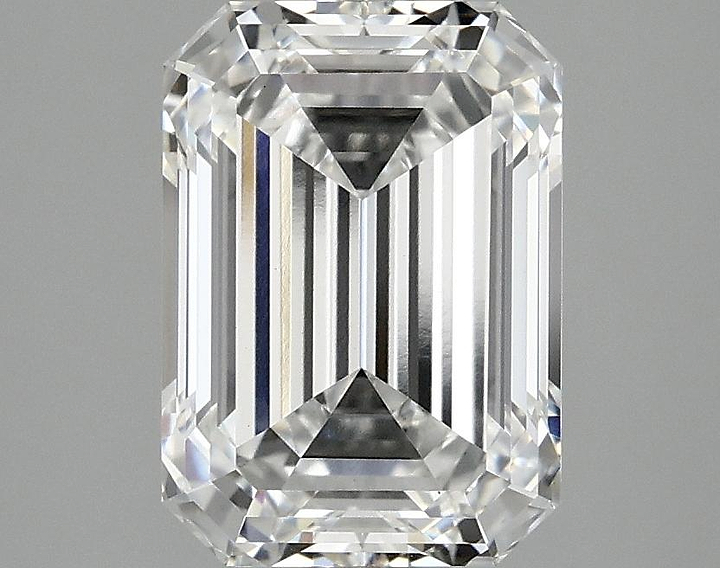 3.07 Carat Emerald Shaped Ideal Cut VS1 IGI Certified Lab Grown Diamond