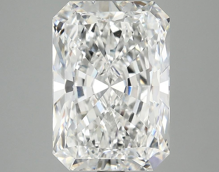 4.08 Carat Radiant Shaped Ideal Cut VVS2 IGI Certified Lab Grown Diamond