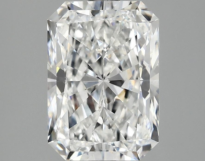 3.05 Carat Radiant Shaped Ideal Cut VS1 IGI Certified Lab Grown Diamond