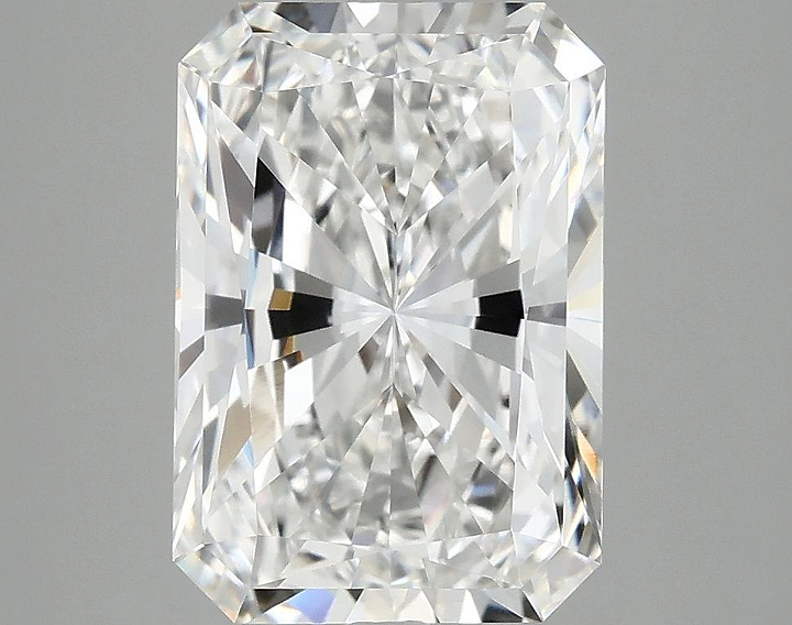 4.02 Carat Radiant Shaped Ideal Cut VVS2 IGI Certified Lab Grown Diamond