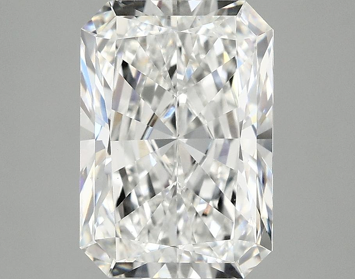 3.08 Carat Radiant Shaped Ideal Cut VS1 IGI Certified Lab Grown Diamond