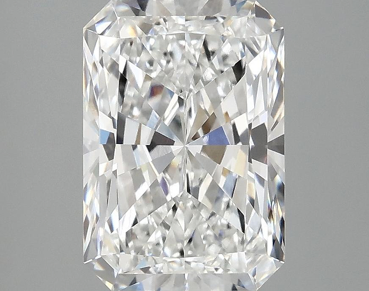 3.01 Carat Radiant Shaped Ideal Cut VVS2 IGI Certified Lab Grown Diamond