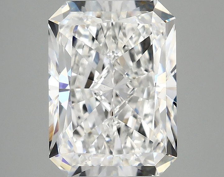3.05 Carat Radiant Shaped Excellent Cut VS1 IGI Certified Lab Grown Diamond