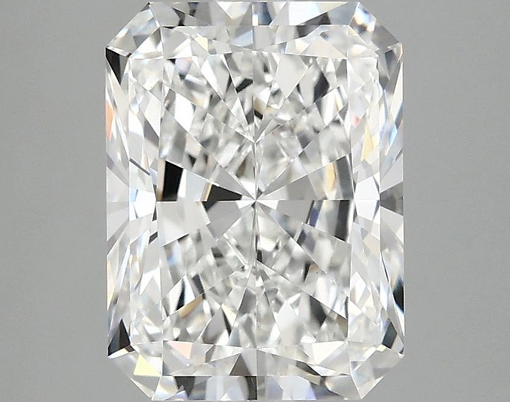 3.03 Carat Radiant Shaped Excellent Cut VS1 IGI Certified Lab Grown Diamond