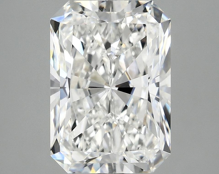 4.07 Carat Radiant Shaped Ideal Cut VVS2 IGI Certified Lab Grown Diamond