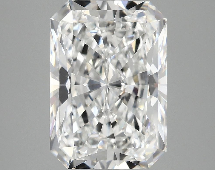 4.04 Carat Radiant Shaped Ideal Cut VVS2 IGI Certified Lab Grown Diamond
