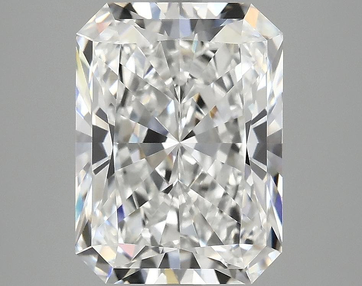 4.1 Carat Radiant Shaped Excellent Cut VVS2 IGI Certified Lab Grown Diamond
