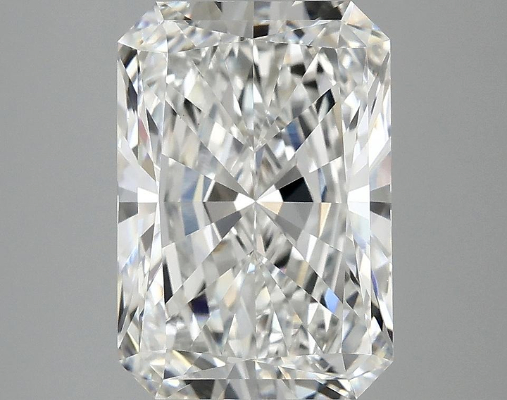 3.96 Carat Radiant Shaped Ideal Cut VVS2 IGI Certified Lab Grown Diamond