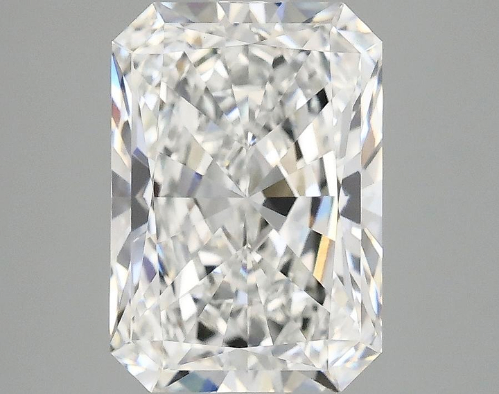 3.03 Carat Radiant Shaped Ideal Cut VVS2 IGI Certified Lab Grown Diamond