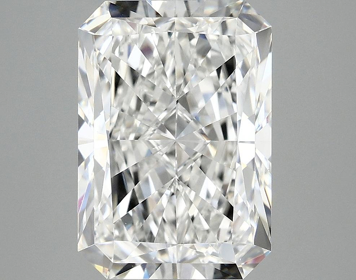 4.01 Carat Radiant Shaped Ideal Cut VS1 IGI Certified Lab Grown Diamond